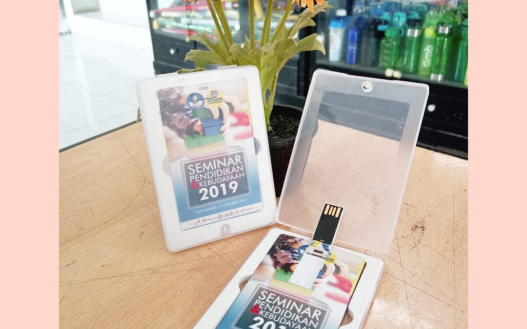 Makin Dekat dengan Klien Lewat Souvenir Perusahaan? Bisa Banget!