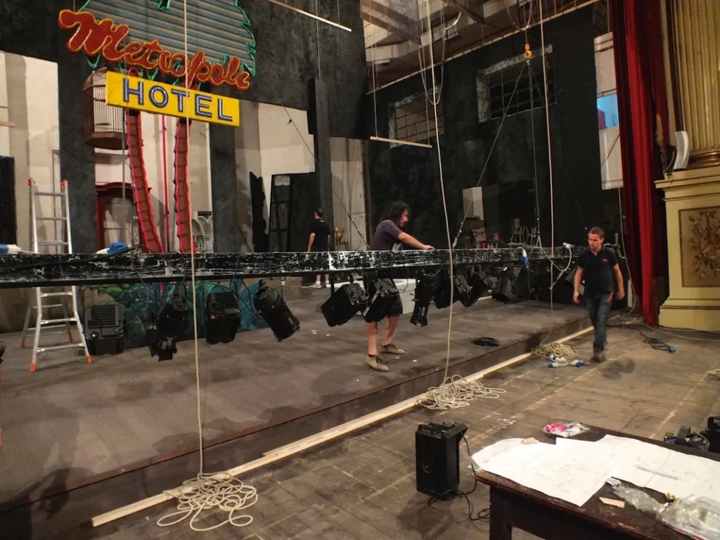 Pentingnya Panggung yang Rapi untuk Event Profesional