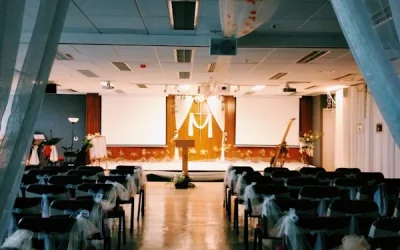 Backdrop Seminar Solo dengan Tampilan Profesional dan Corporate