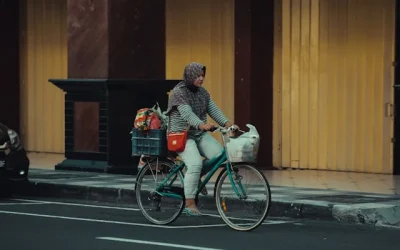 Kontraktor Booth Surabaya: Pilih Custom atau Booth Standar untuk Acara Anda?